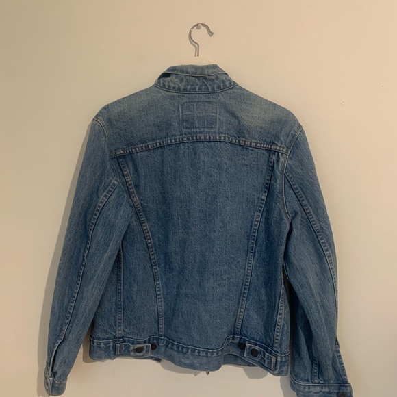 Vintage Levi’s jean jacket - Picture 2 of 5